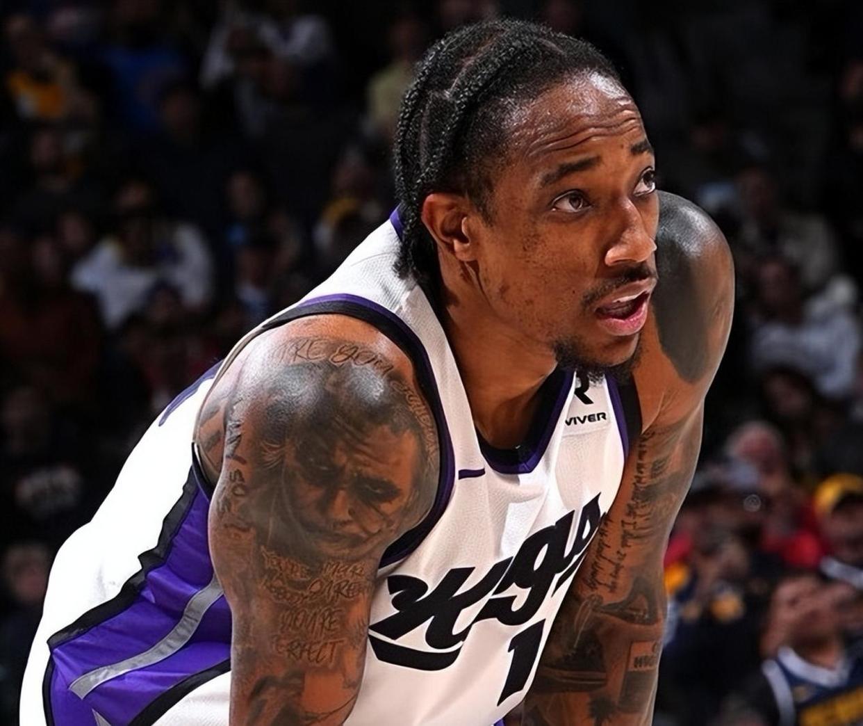 AYX体育登录入口76人王牌球员创赛季得分新高，媒体热捧，要求他们他们下载.