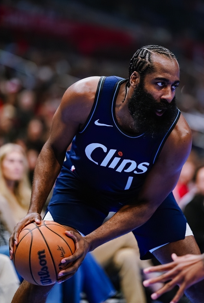 爱游戏体育赛前洛杉矶快船手感冰凉——法甲节点到来，震撼外界，轮换策略成焦点的简单介绍